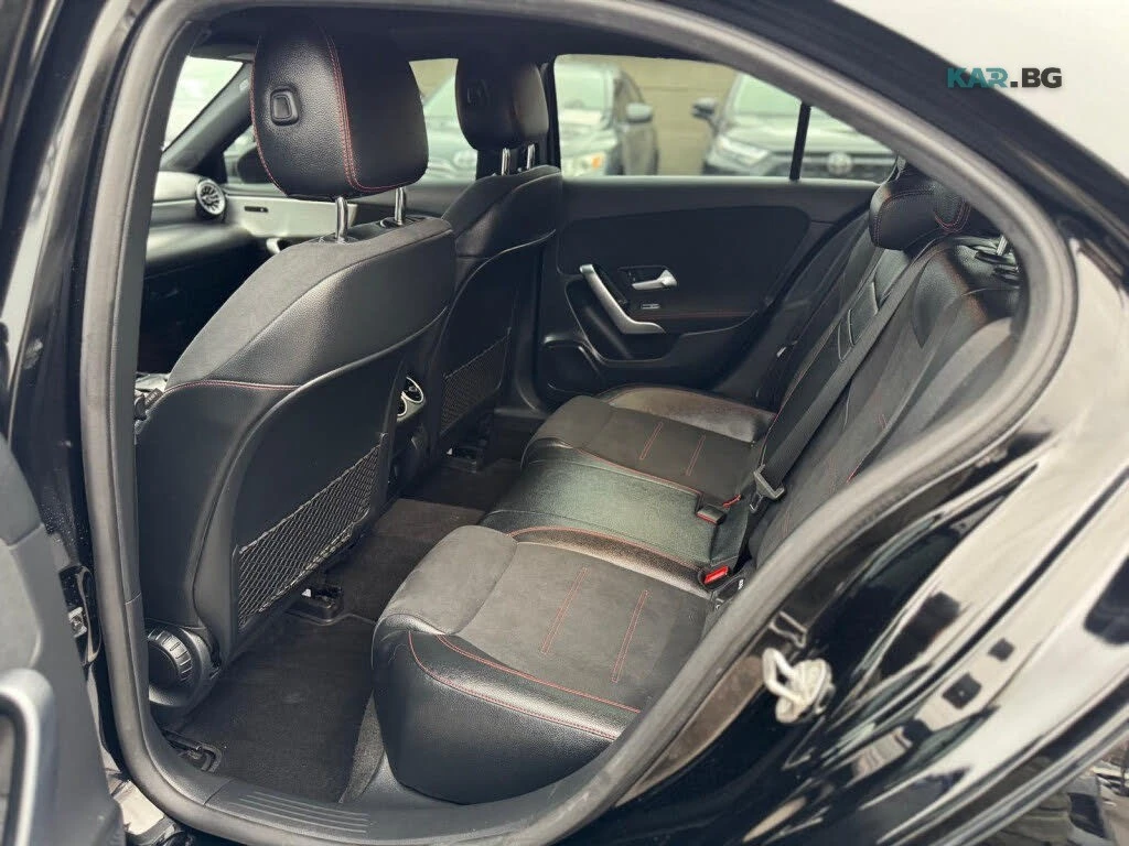Mercedes-Benz A 220 4MATIC* АвтоКредит* (Цена до БГ) , снимка 9 - Автомобили и джипове - 54718185
