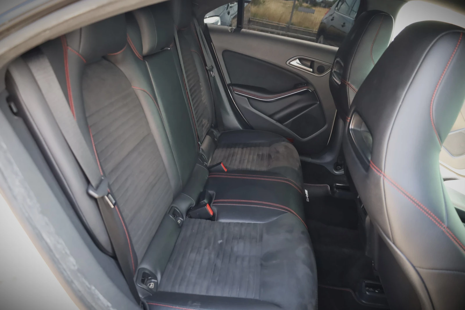 Mercedes-Benz CLA 220 2.1 D, снимка 13 - Автомобили и джипове - 54818768