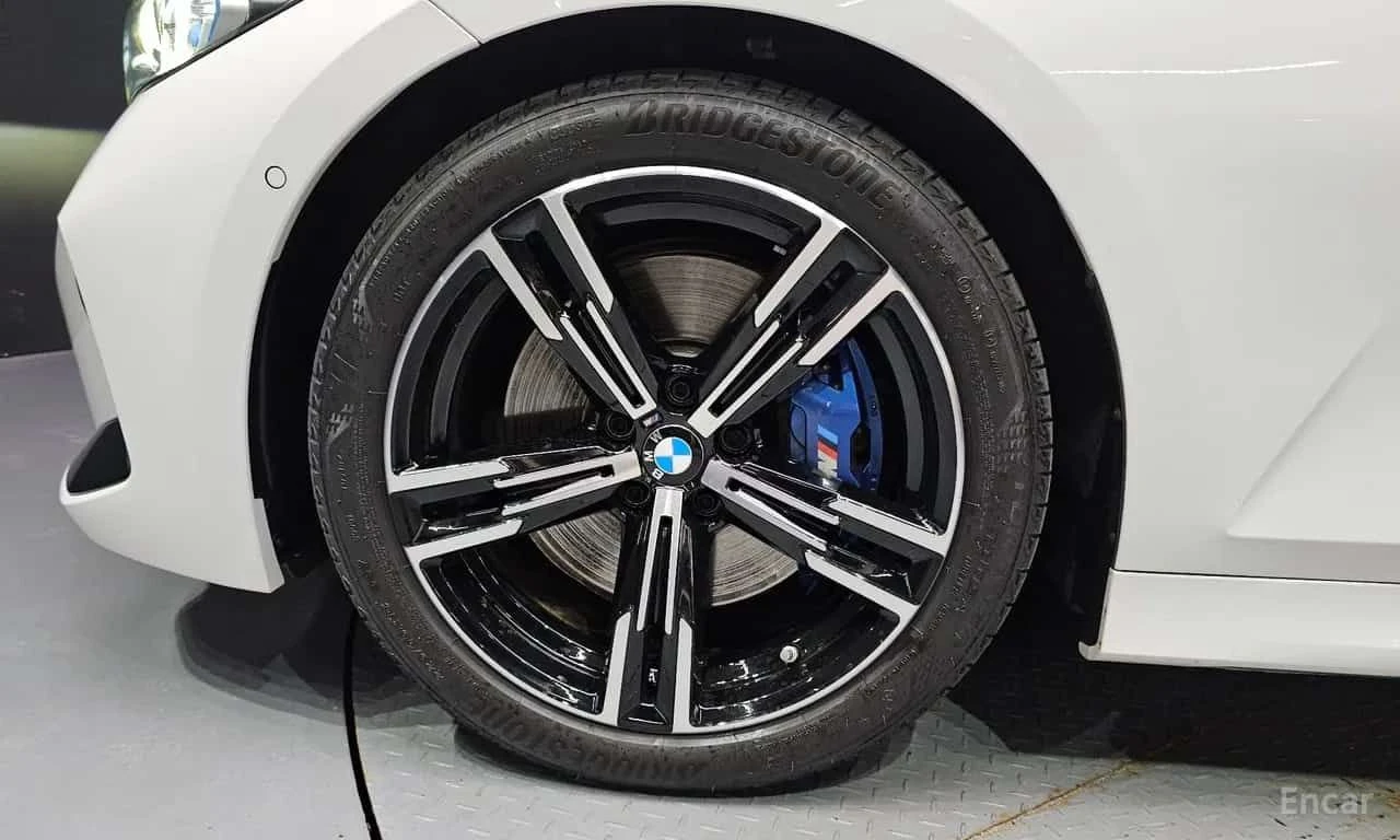BMW 320 * 320i M Sport * CARFAX * ОПЦИЯ ЗА ФИНАНСИРАНЕ, снимка 5 - Автомобили и джипове - 55533728