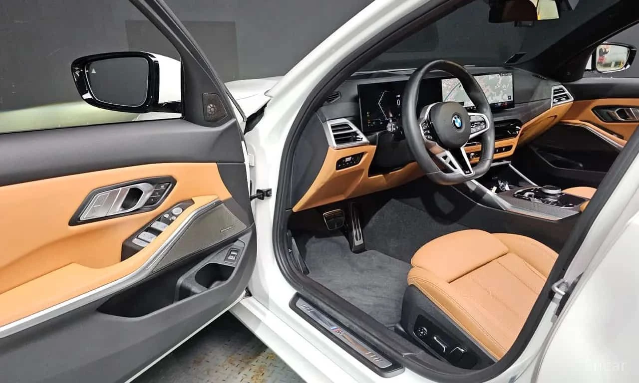 BMW 320 * 320i M Sport * CARFAX * ОПЦИЯ ЗА ФИНАНСИРАНЕ, снимка 10 - Автомобили и джипове - 55533728