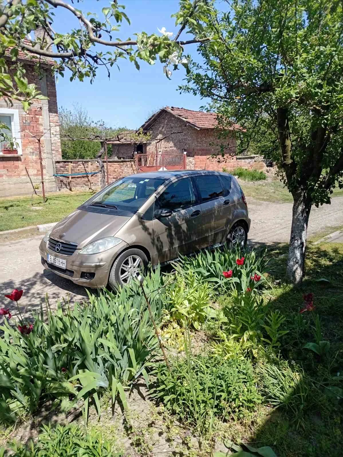 Mercedes-Benz A 180, снимка 2 - Автомобили и джипове - 55559233