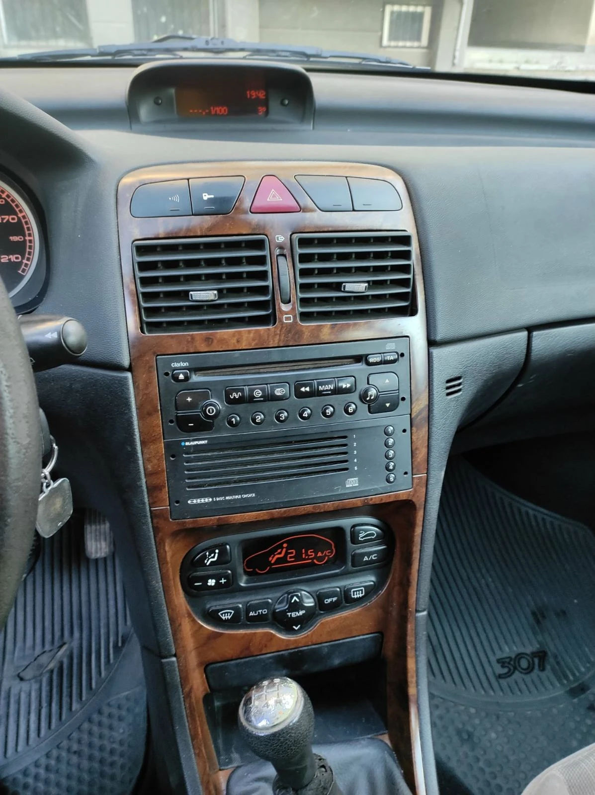 Peugeot 307 2000, снимка 7 - Автомобили и джипове - 55690544