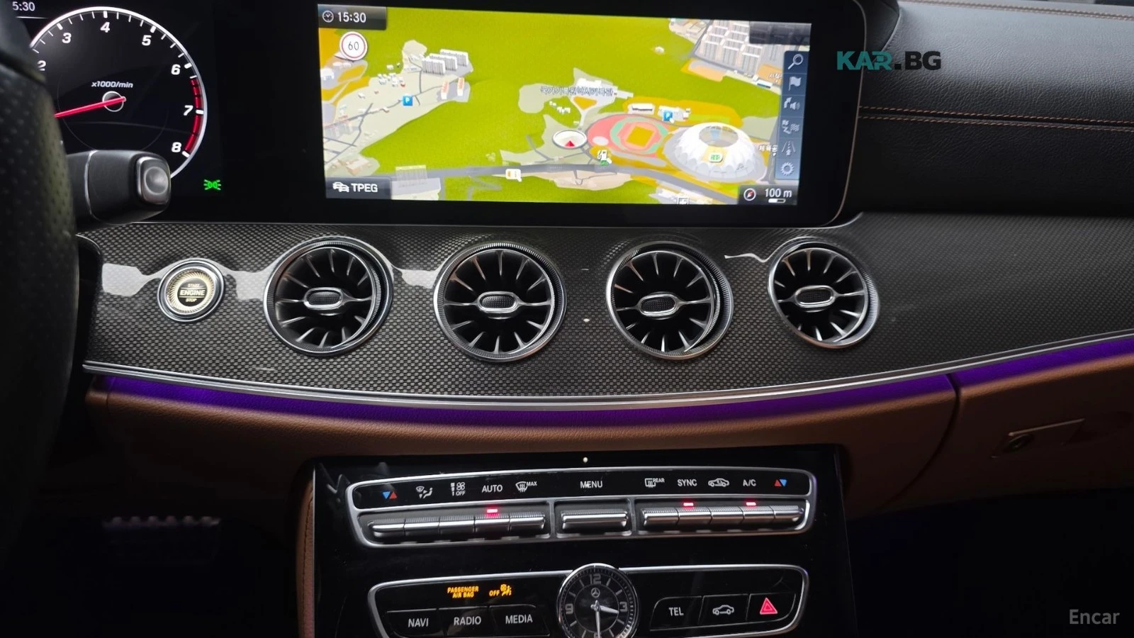 Mercedes-Benz E 400 4MATIC* DISTRONIC* 360* ПОДГРЕВ* ОБДУХВАНЕ* ХЕДЪП*, снимка 11 - Автомобили и джипове - 55818416