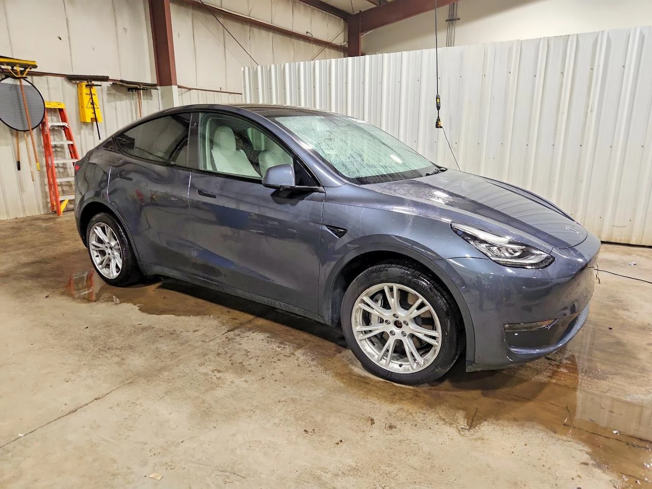 Tesla Model Y 2023 TESLA MODEL Y