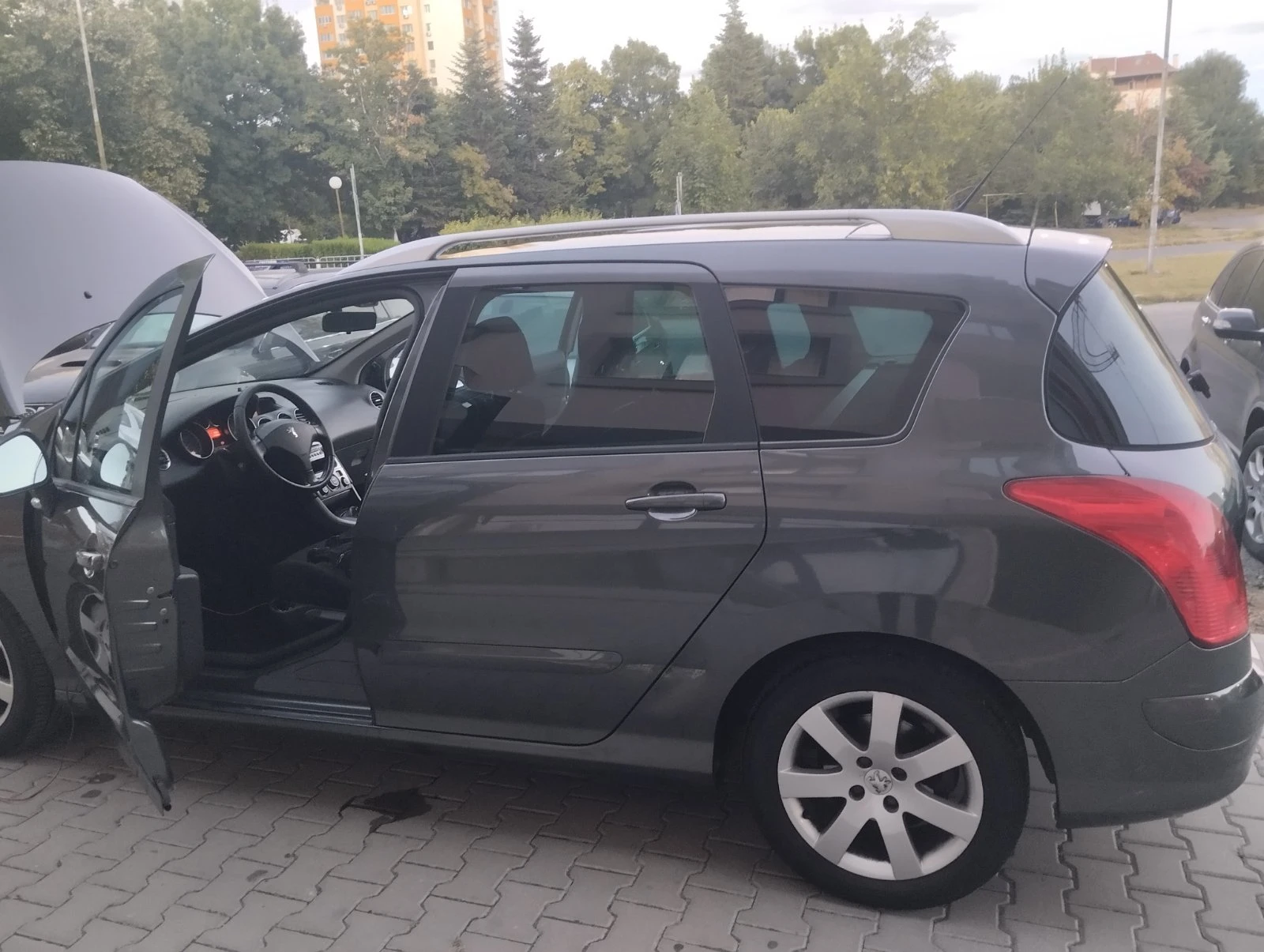 Peugeot 308 sw, снимка 17 - Автомобили и джипове - 56018716