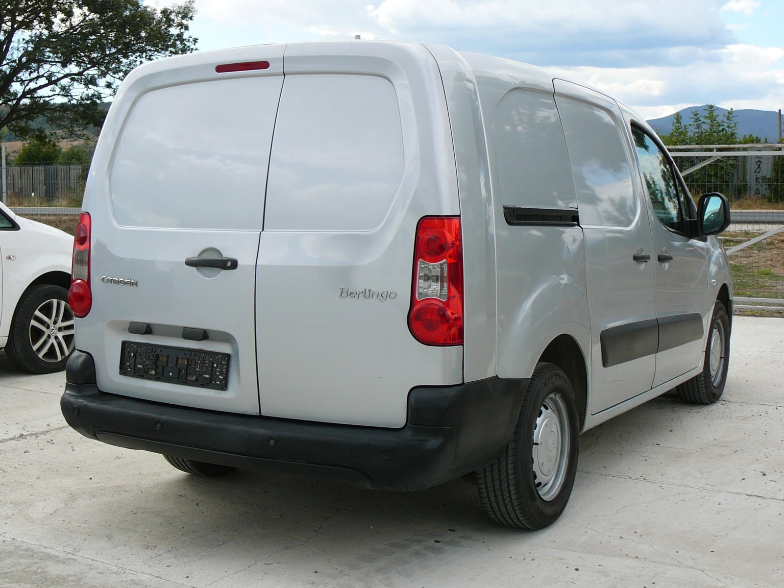 Citroen Berlingo 1.6 hdi MAXI, снимка 4 - Автомобили и джипове - 56121505