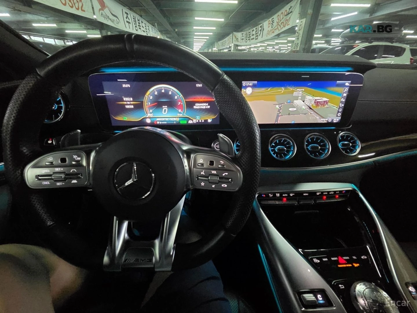 Mercedes-Benz AMG GT 43 4MATIC+ * КОЖА* ПАНО* ОБДУХВ* 360, снимка 17 - Автомобили и джипове - 56168514