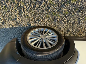 Hyundai Kona 1.6i CH 4x4 AUTOMAT, снимка 10