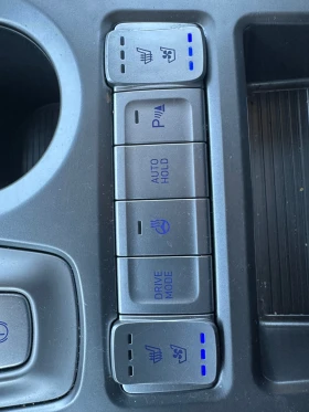 Hyundai Kona 64KWh/PREMIUM/ГАРАНЦИЯ/SOH100%/FULL! | Auto.bg — изображение 16