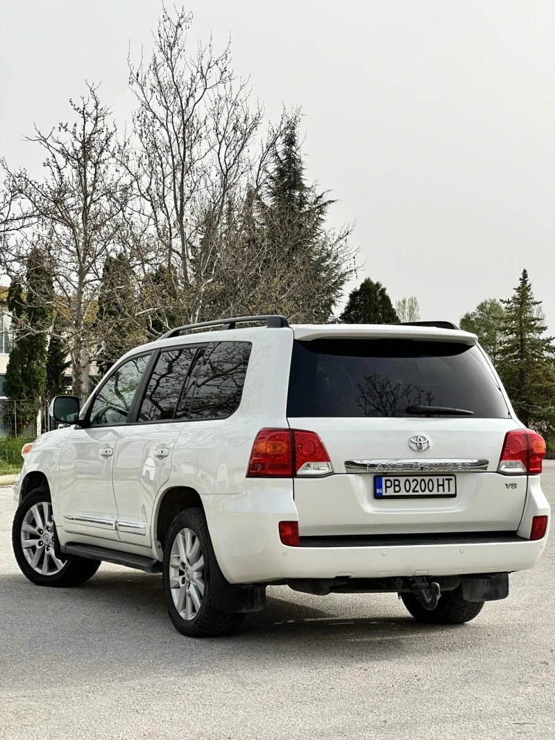 Toyota Land cruiser 200, снимка 4 - Автомобили и джипове - 45037222