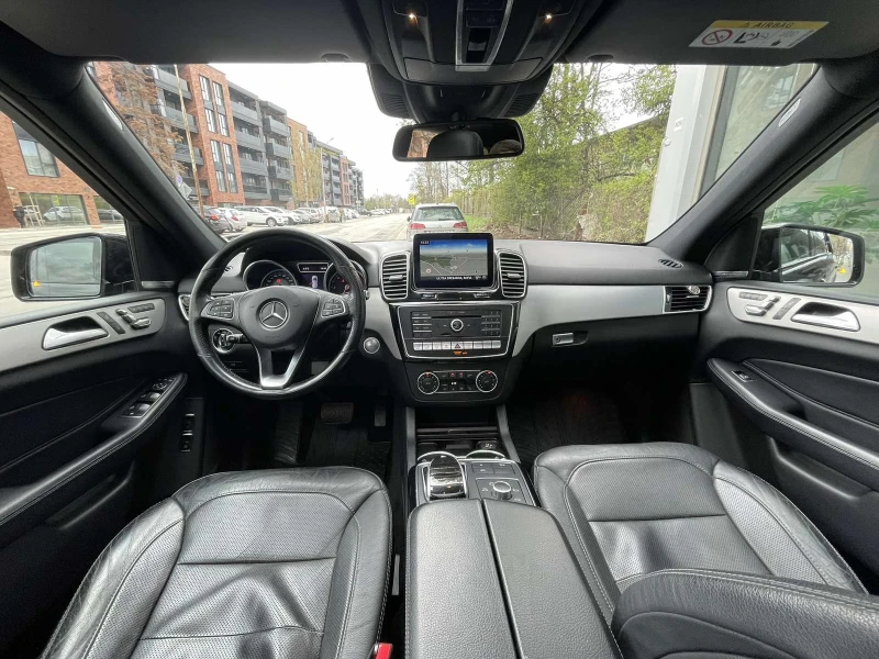 Mercedes-Benz GLE 350 d 4Matic AMG Line = MGT Select 2 = , снимка 12 - Автомобили и джипове - 50070862