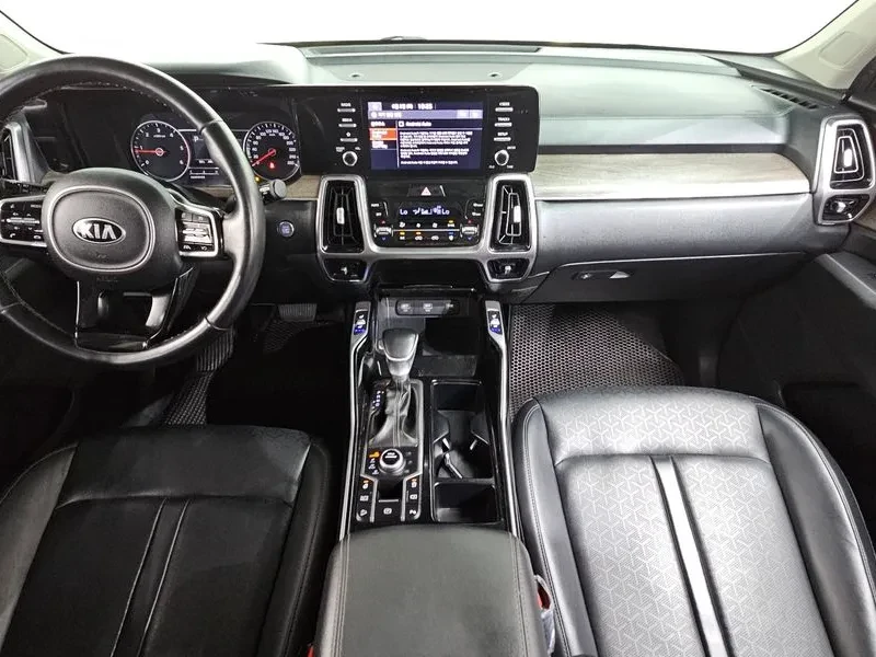 Kia Sorento 2.2 CRDI 4WD - САМО 30% АВАНС, снимка 7 - Автомобили и джипове - 56018248