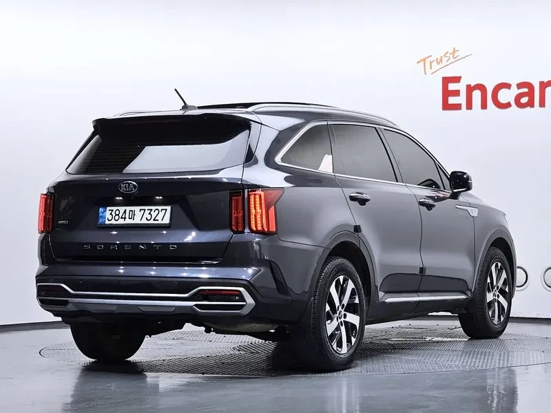 Kia Sorento 2.2 CRDI 4WD - САМО 30% АВАНС, снимка 2 - Автомобили и джипове - 56018248