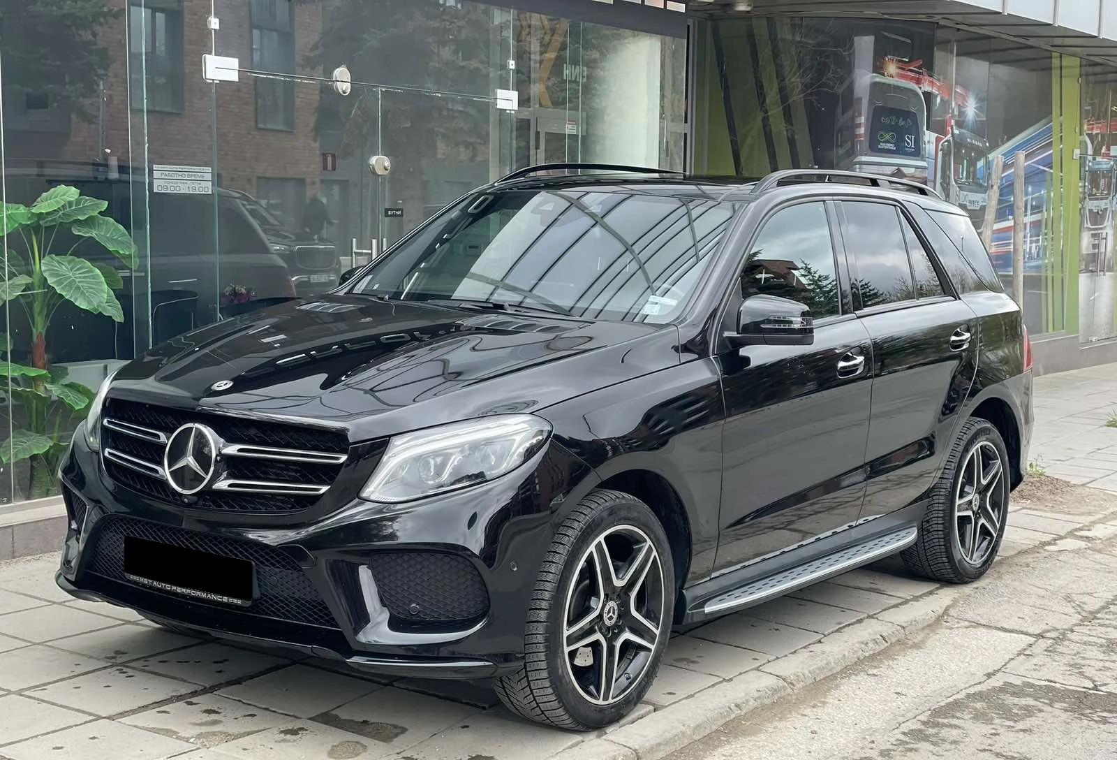 Mercedes-Benz GLE 350 d 4Matic AMG Line = MGT Select 2=  | Mobile.bg   1