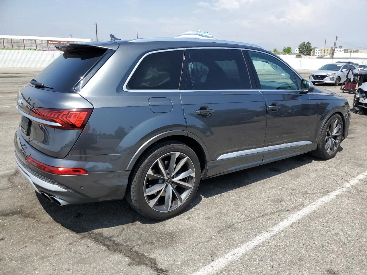 Audi SQ7 Audi SQ7 PREMIUM PLUS - изображение 4
