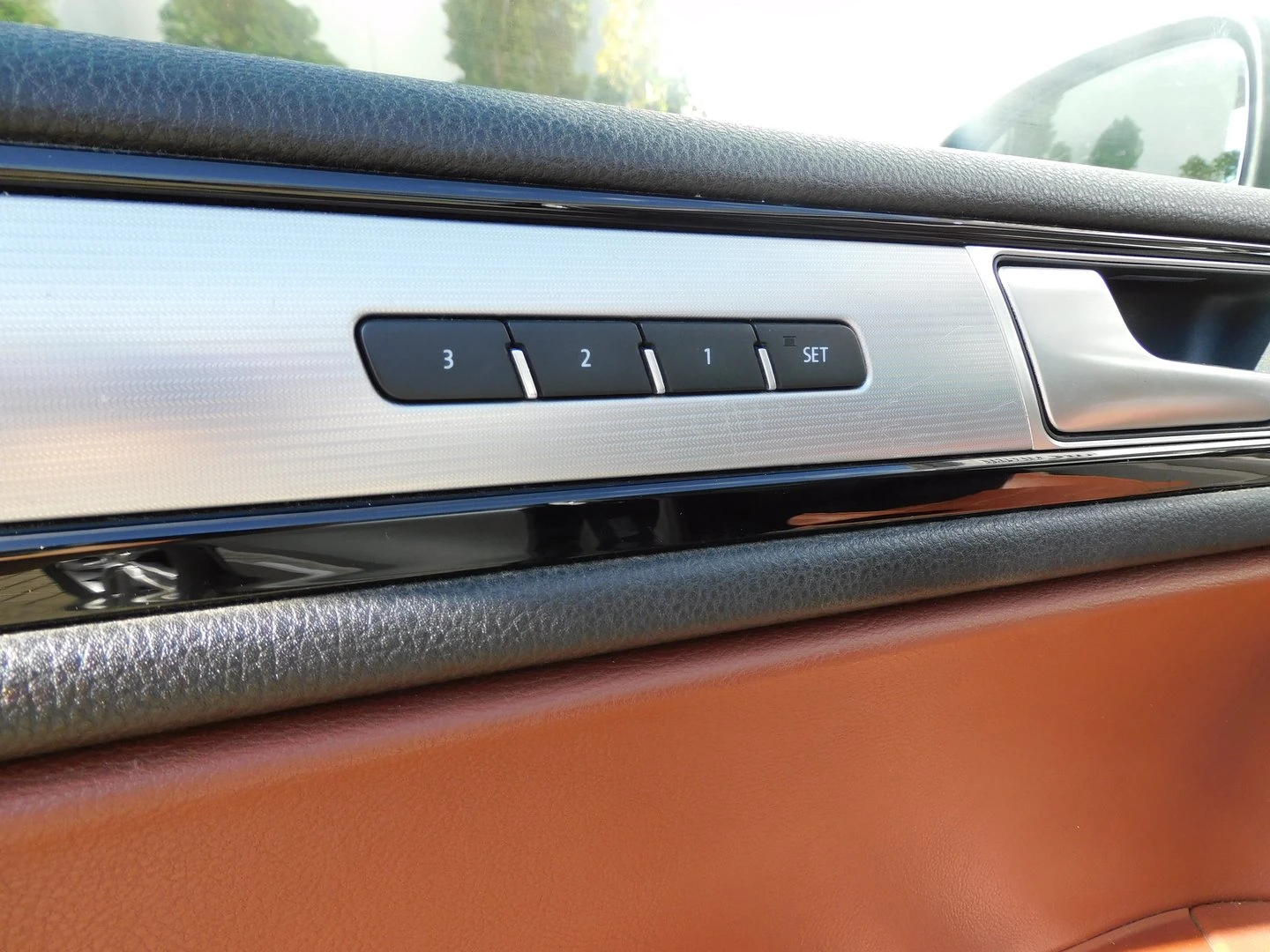 VW Touareg V6 TDI BMT 4XMOTION - изображение 7