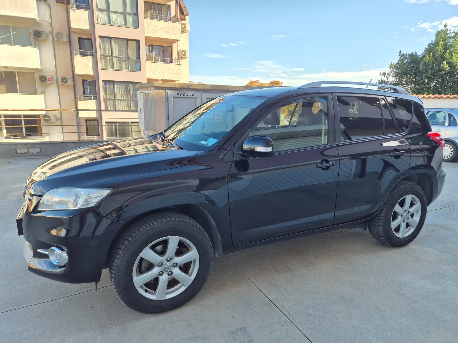 Toyota Rav4 2.2D4D 150к.с. - изображение 2