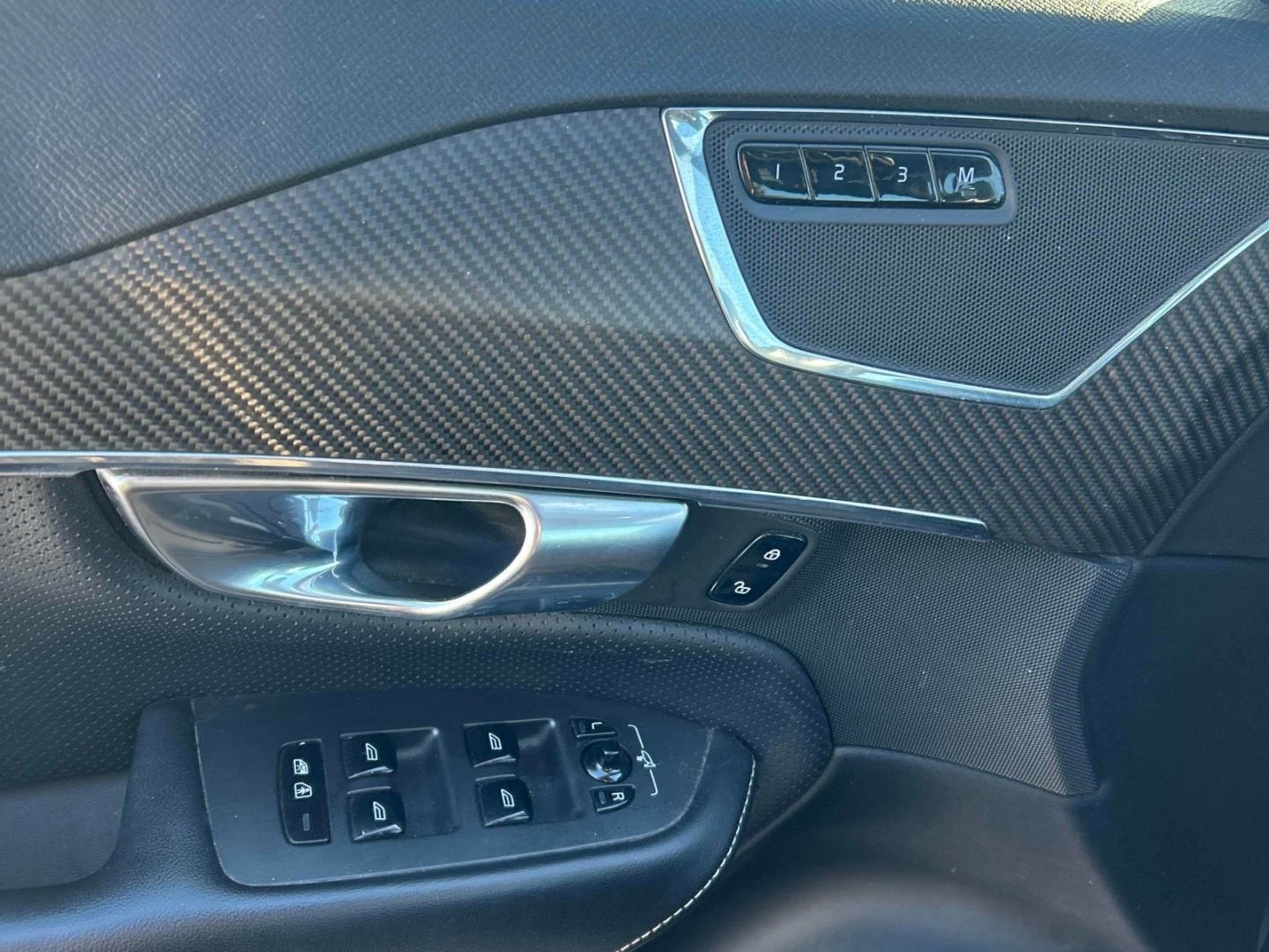 Volvo Xc90 R-design* Hybrid* 360View* Line Assist* Подгрев* П - изображение 7