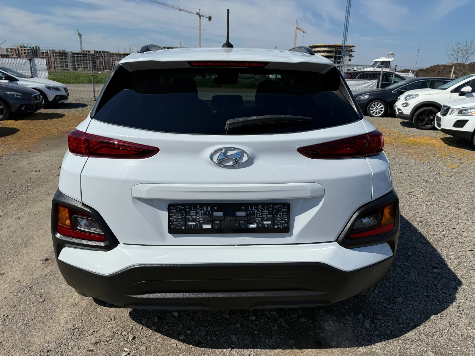 Hyundai Kona 1.6i CH 4x4 AUTOMAT, снимка 5 - Автомобили и джипове - 52821261