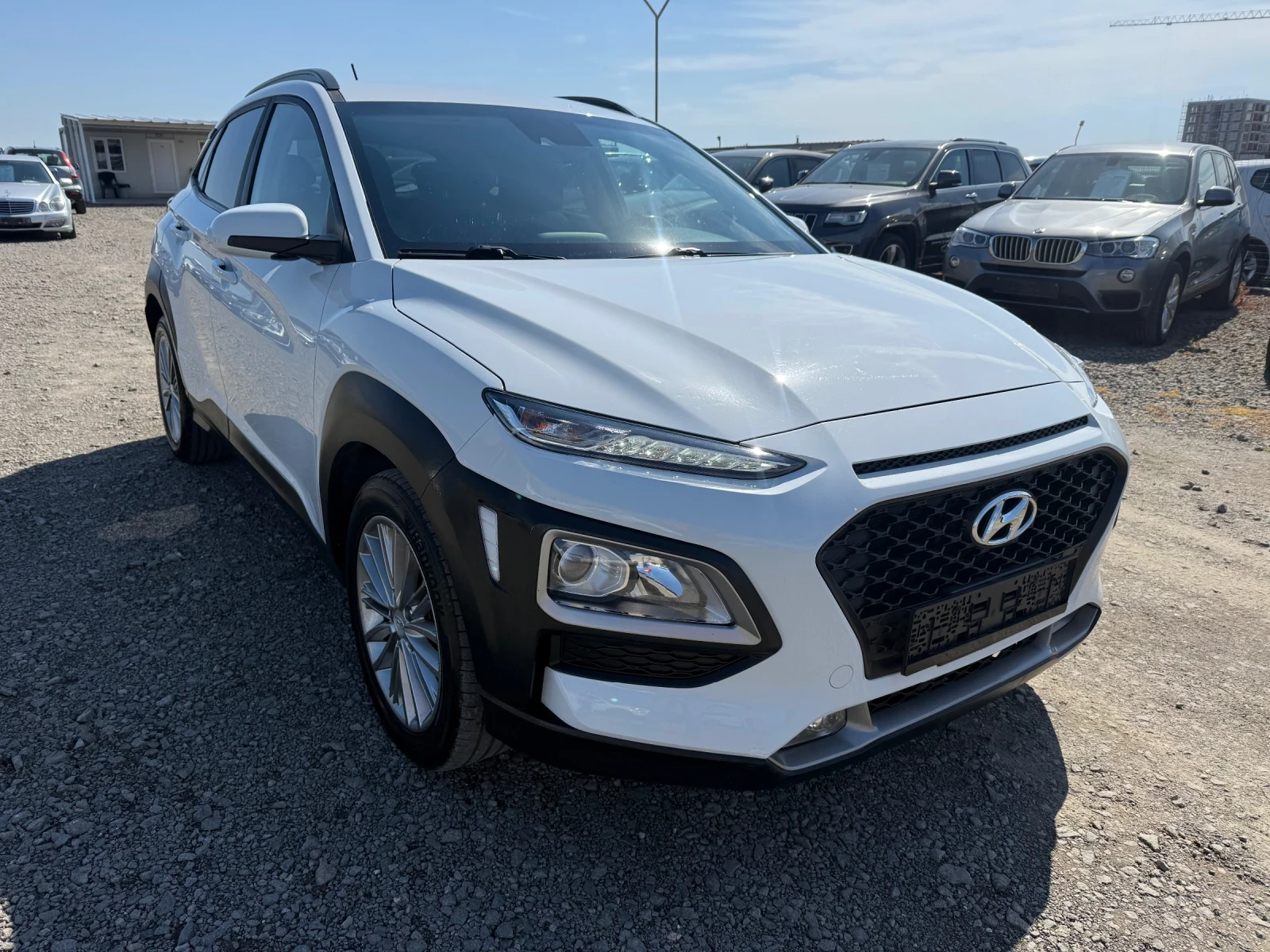 Hyundai Kona 1.6i CH 4x4 AUTOMAT, снимка 3 - Автомобили и джипове - 52821261