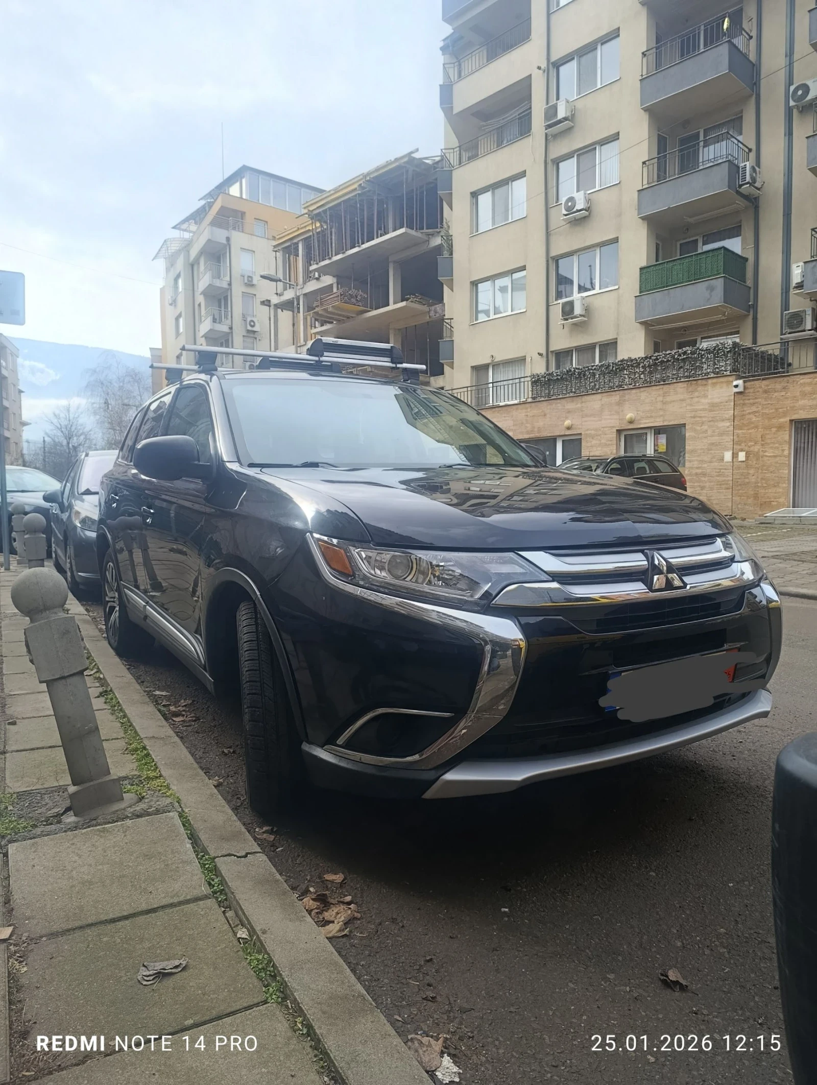 Mitsubishi Outlander 2, 4  7местна  - изображение 3