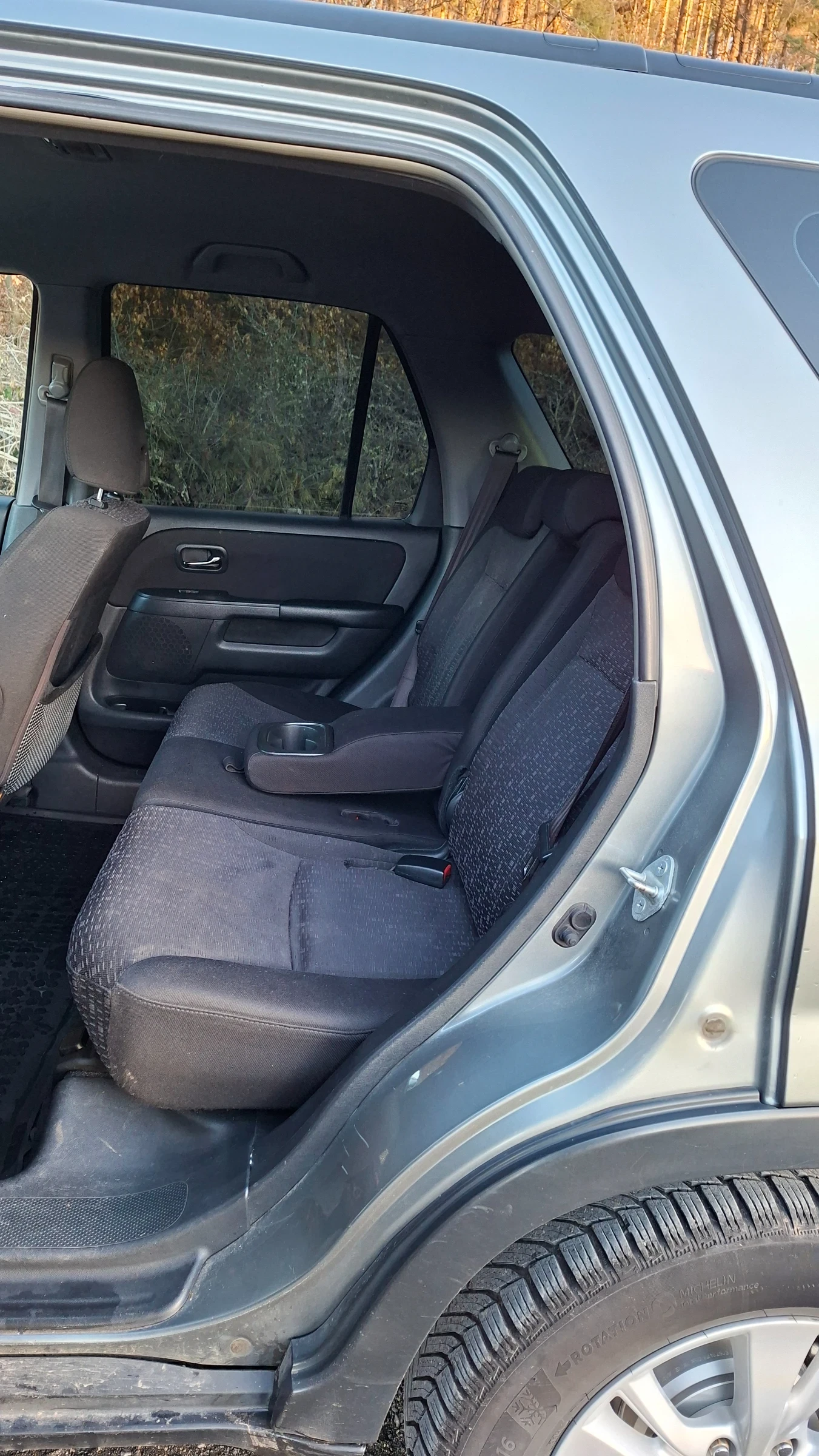 Honda Cr-v 2.2 i-CTDI, снимка 8 - Автомобили и джипове - 54027983