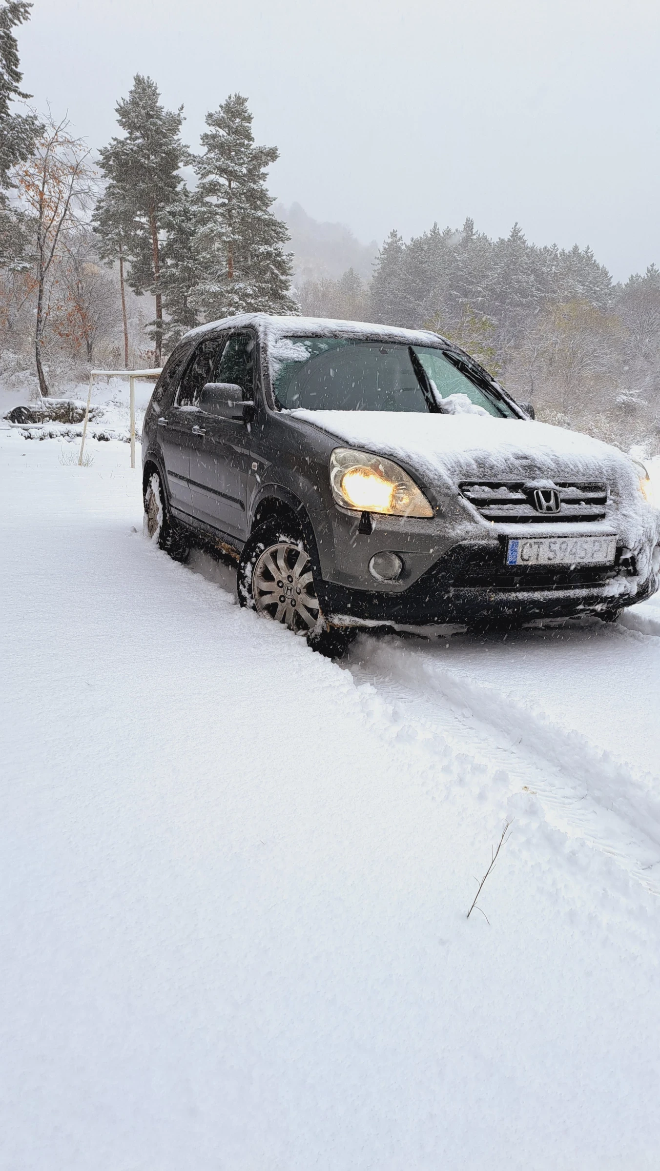 Honda Cr-v 2.2 i-CTDI, снимка 10 - Автомобили и джипове - 54027983