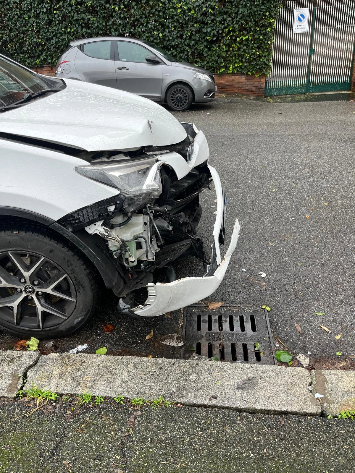 Toyota Rav4 2.5HYBRID, снимка 5 - Автомобили и джипове - 54041773