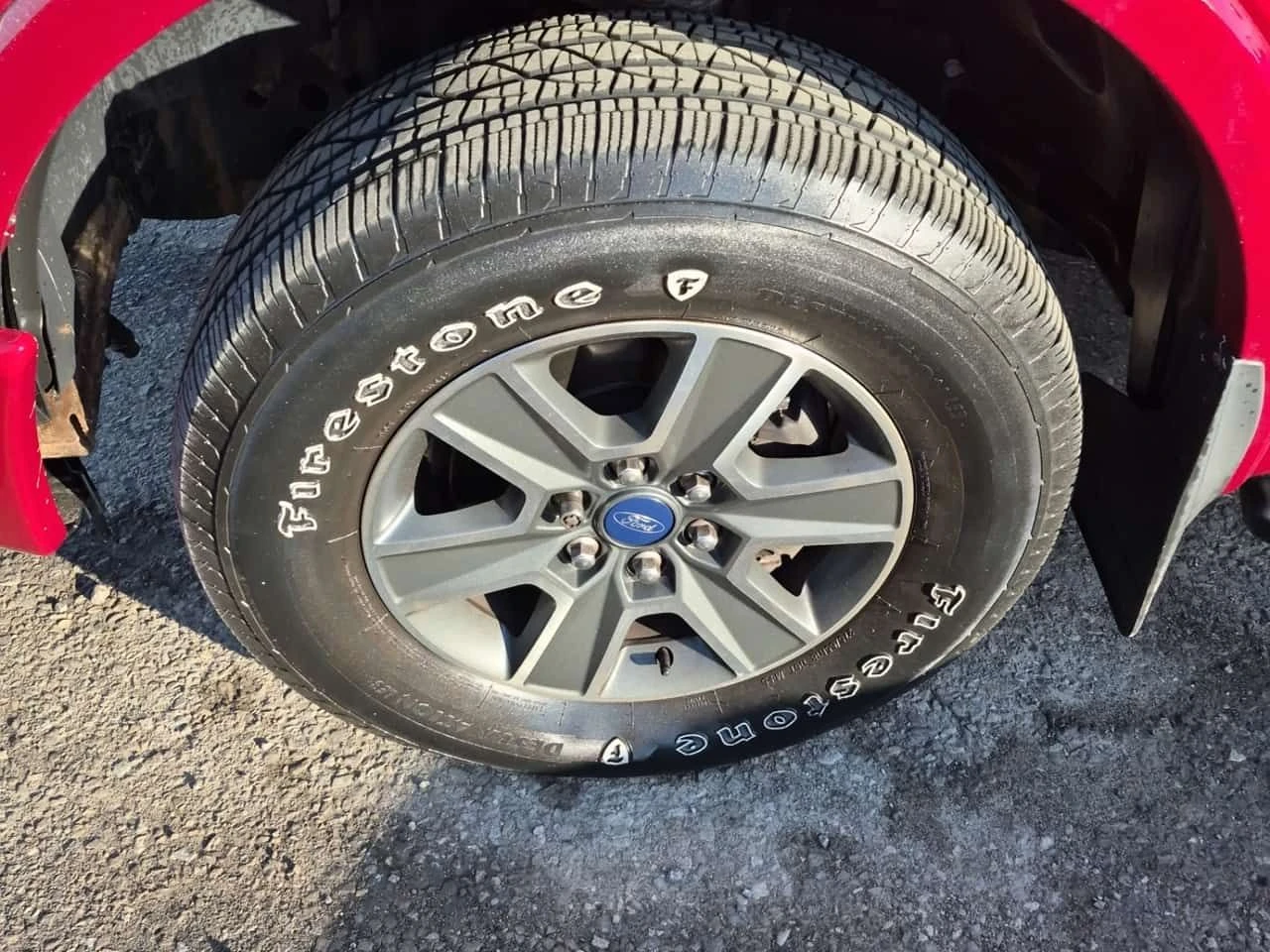 Ford F150 XLT CREW CAB SHORT BED  CARFAX, снимка 6 - Автомобили и джипове - 54438824