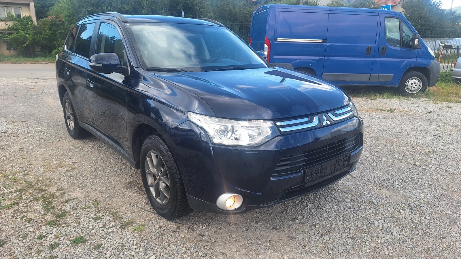 Mitsubishi Outlander, снимка 2 - Автомобили и джипове - 55411632