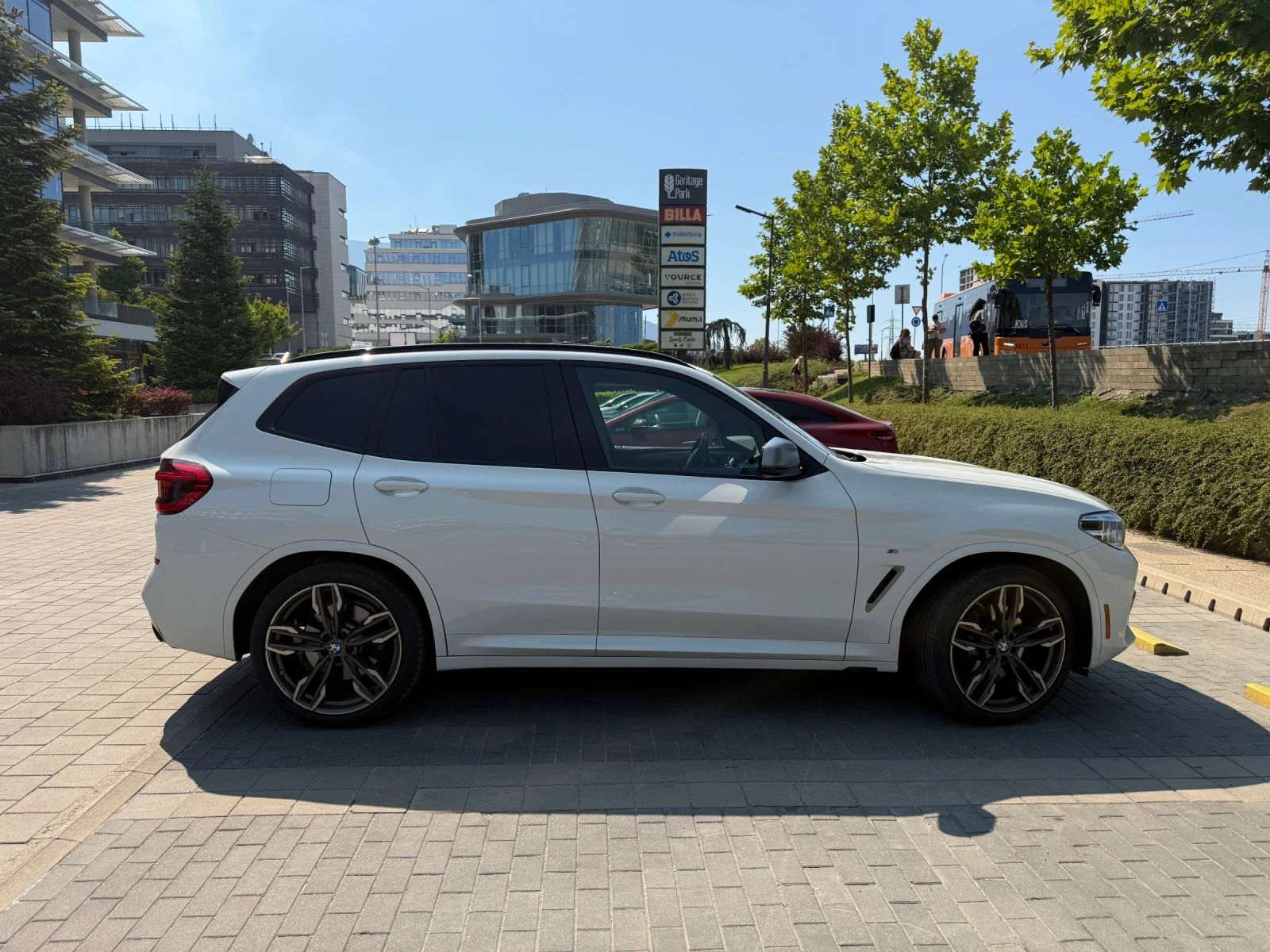 BMW X3 M40i xDrive | Adaptive M | PANO | HUD | ОБСЛУЖЕНА , снимка 6 - Автомобили и джипове - 55509628