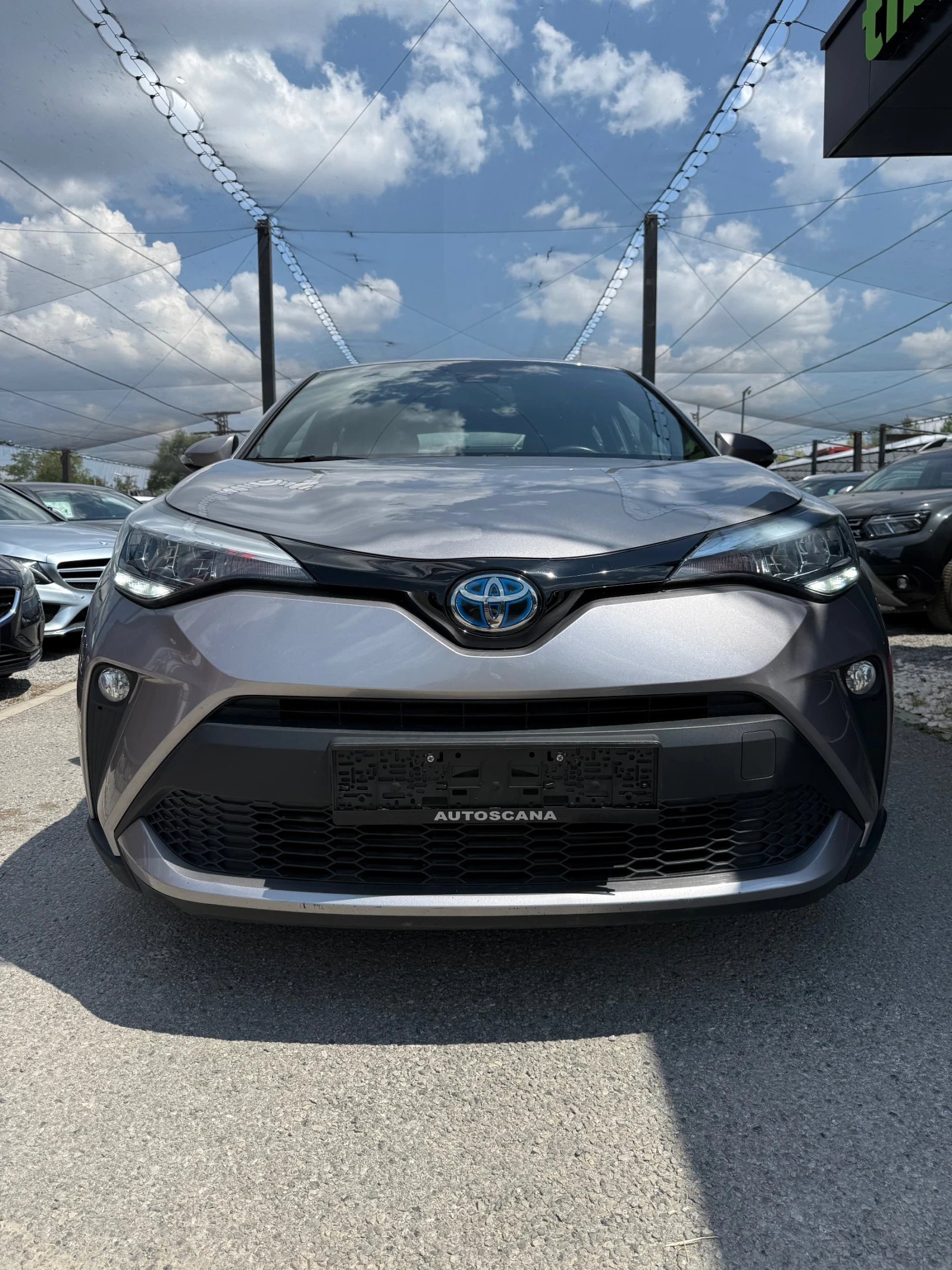 Toyota C-HR 1.8 Hybrid-В ГАРАНЦИЯ! 128хил.км.Кей лес!Камера! , снимка 2 - Автомобили и джипове - 55573599