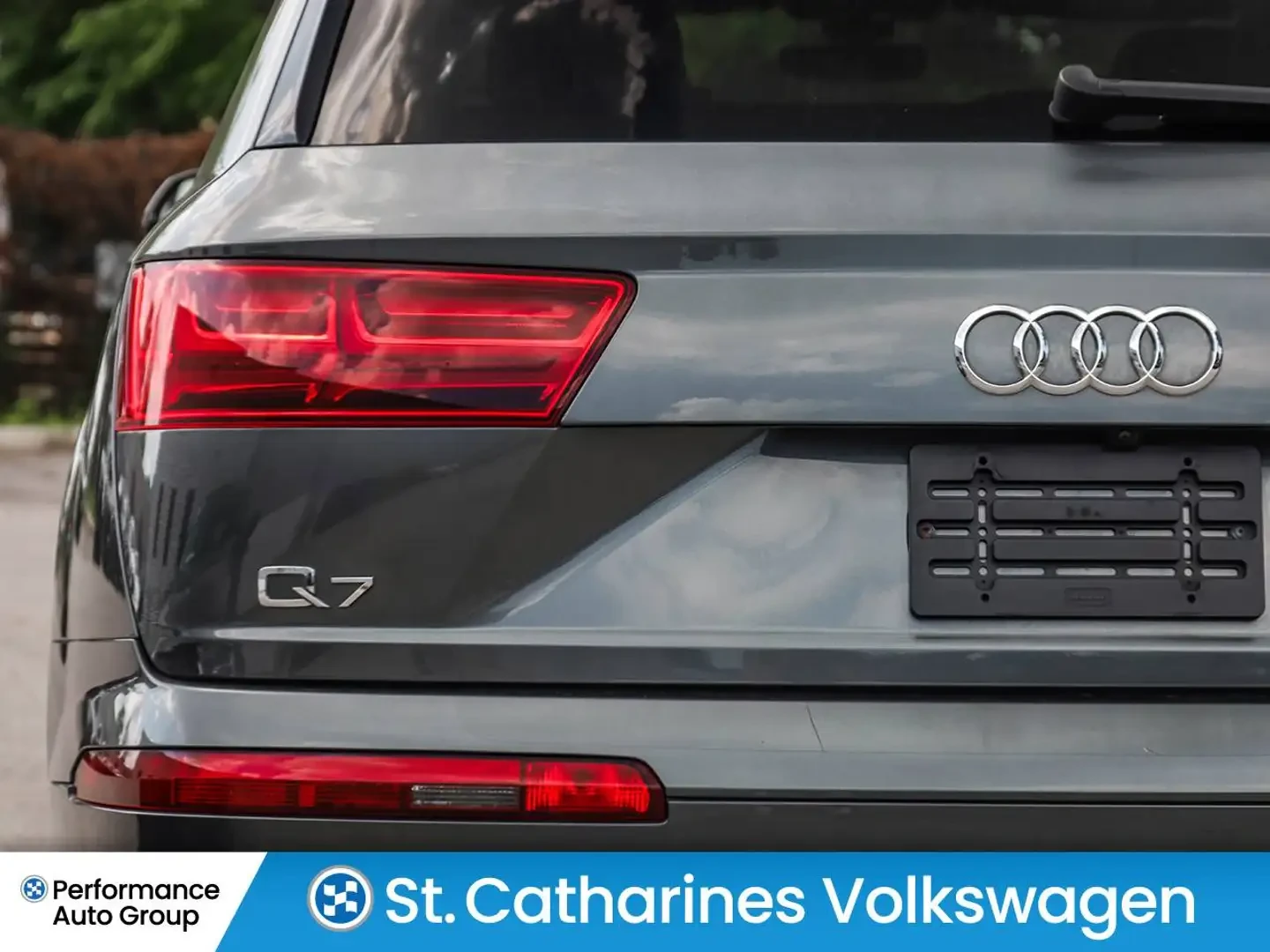 Audi Q7 3.0 Обдугване * Телевизори отзад , снимка 14 - Автомобили и джипове - 56084456