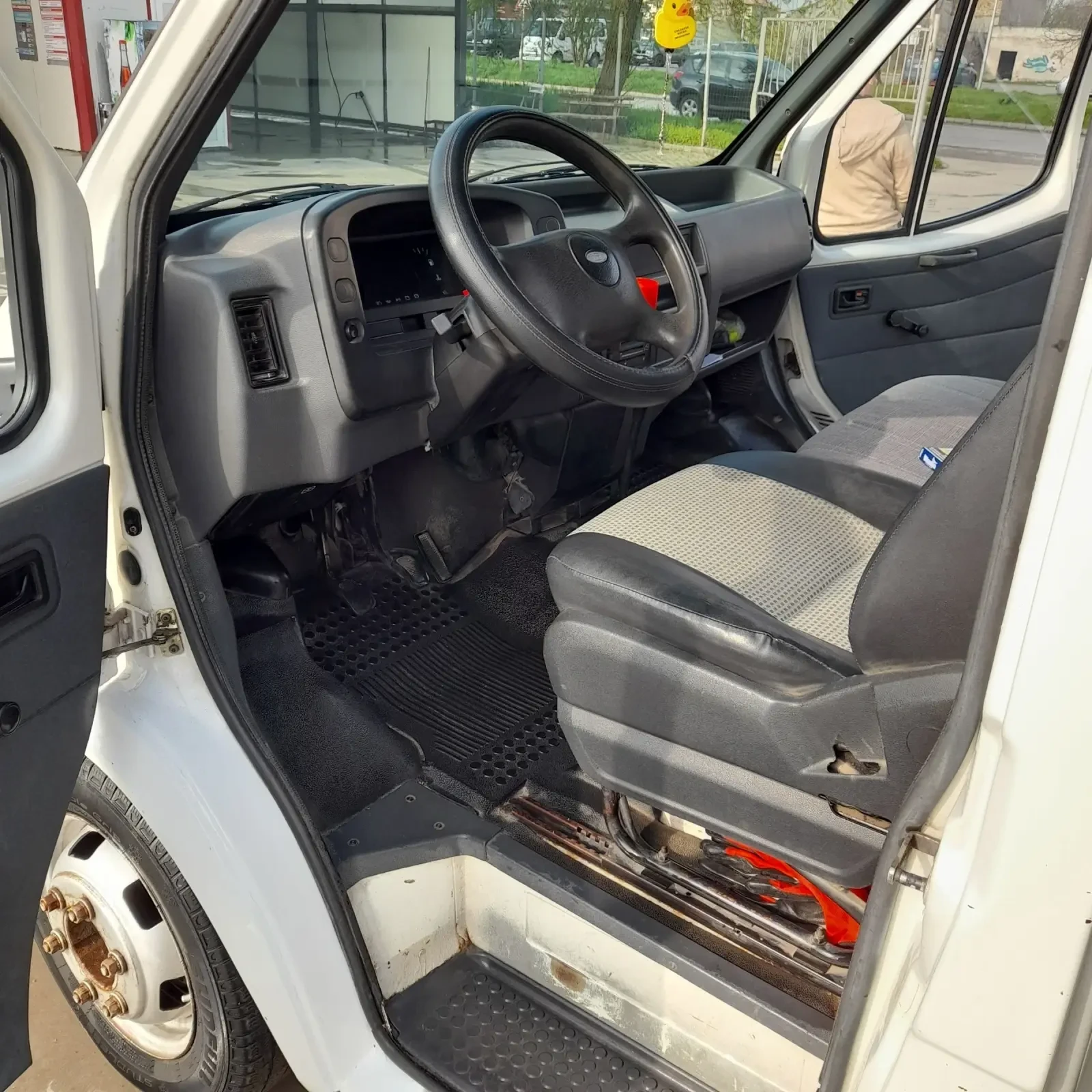 Ford Transit, снимка 9 - Бусове и автобуси - 54171565