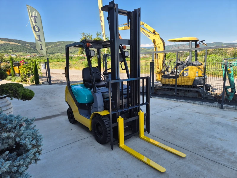 Мотокар Komatsu  * 4 метра повдигане * КАТО НОВ * !, снимка 7 - Индустриална техника - 50845589