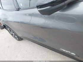 Ford Mustang Mach-E Premium, снимка 6