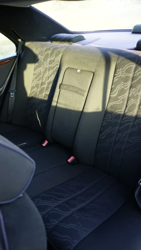 Mercedes-Benz E 200, снимка 10