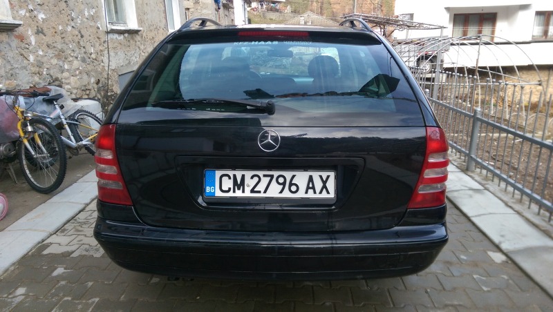 Mercedes-Benz C 220 2.2, снимка 2 - Автомобили и джипове - 45786168