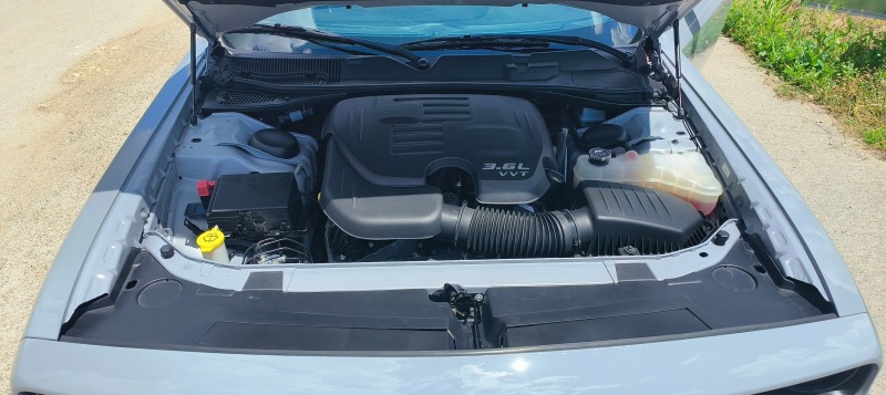 Dodge Challenger GT V6, снимка 16 - Автомобили и джипове - 46226493
