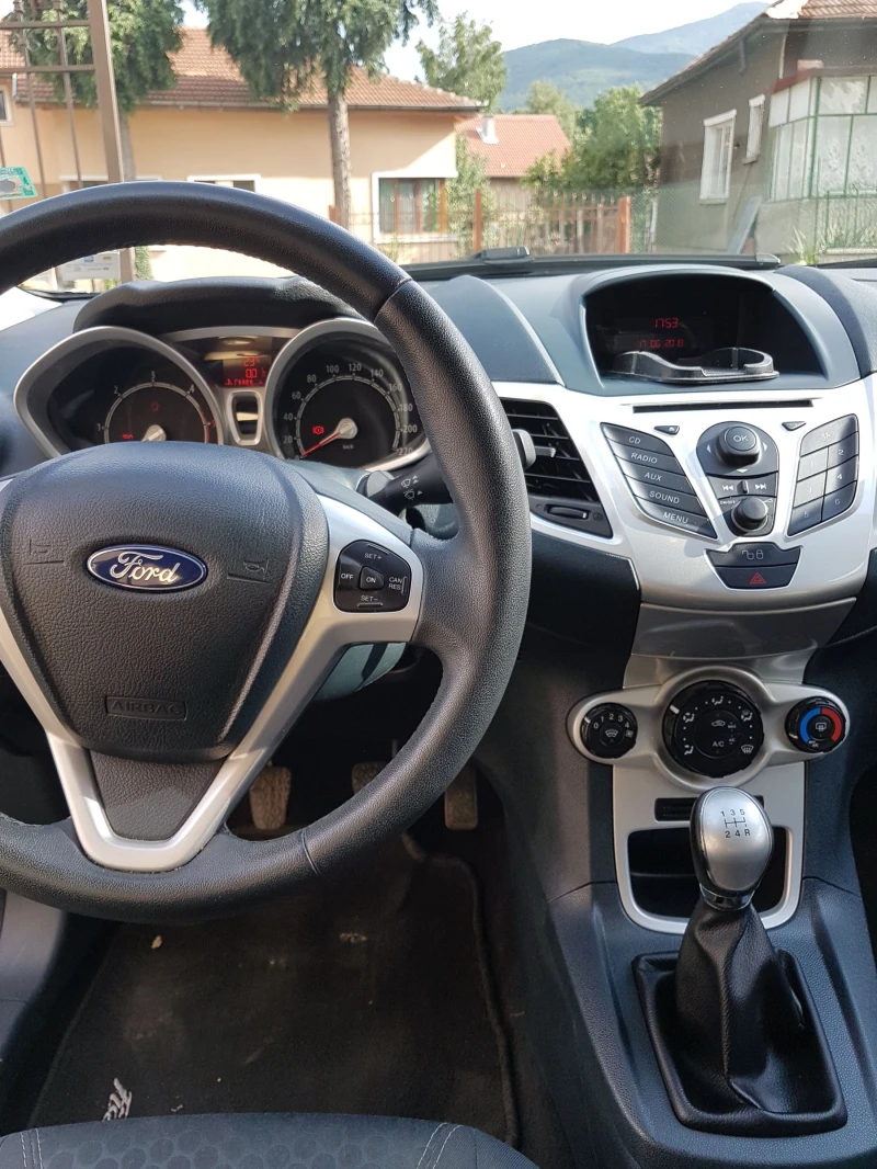 Ford Fiesta Titanium, снимка 4 - Автомобили и джипове - 48365081