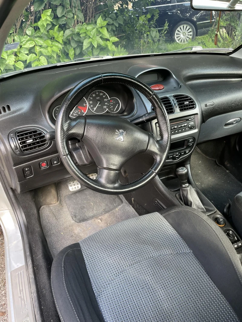 Peugeot 206 CC, снимка 12 - Автомобили и джипове - 48458995