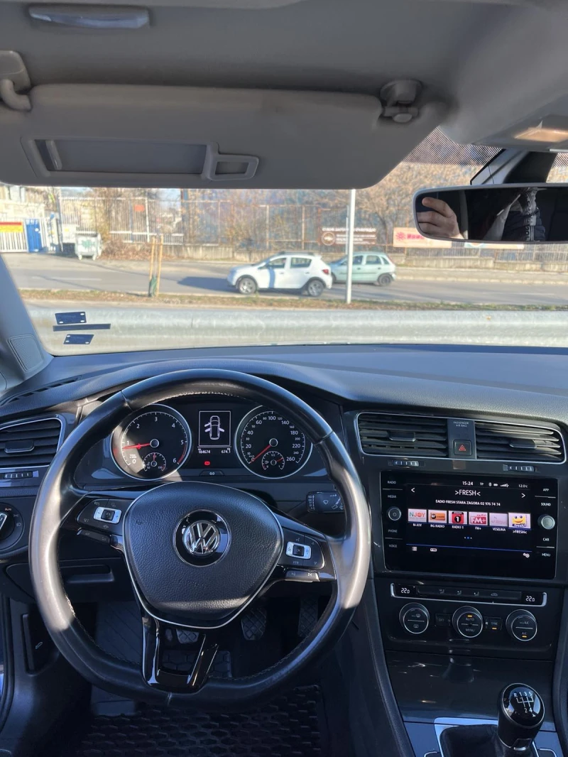 VW Golf 1.6 TDI  EURO 6, снимка 15 - Автомобили и джипове - 48691934