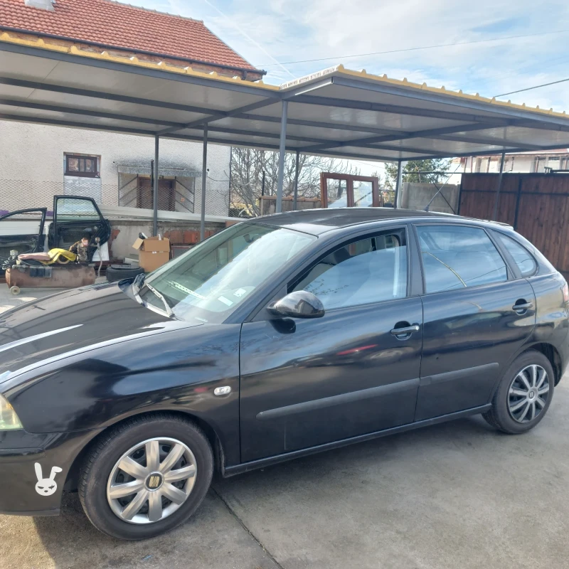 Seat Ibiza, снимка 2 - Автомобили и джипове - 48757362