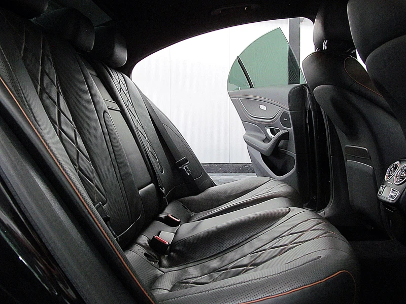 Mercedes-Benz CLS 400 EDITION 1/AMG-line/360-k/4-MATIC/ГЕРМАНИЯ ЛИЗИНГ, снимка 9 - Автомобили и джипове - 51166606
