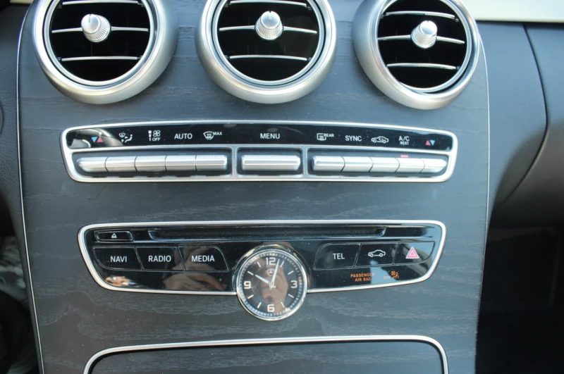 Mercedes-Benz C 450 AMG FULL DESIGNO H&K ПАНОРАМА ОБДУХВАНЕ , снимка 16 - Автомобили и джипове - 52749669