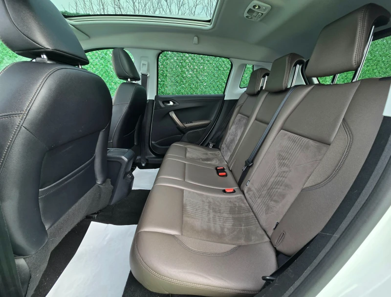 Peugeot 2008 1.6E-HDI* 93кс* ALLURE* Euro5B, снимка 10 - Автомобили и джипове - 53599360