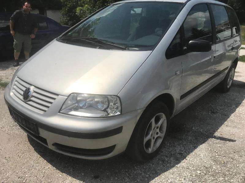 VW Sharan 1.9TDI 116 КОНЯ, снимка 3 - Автомобили и джипове - 28308358