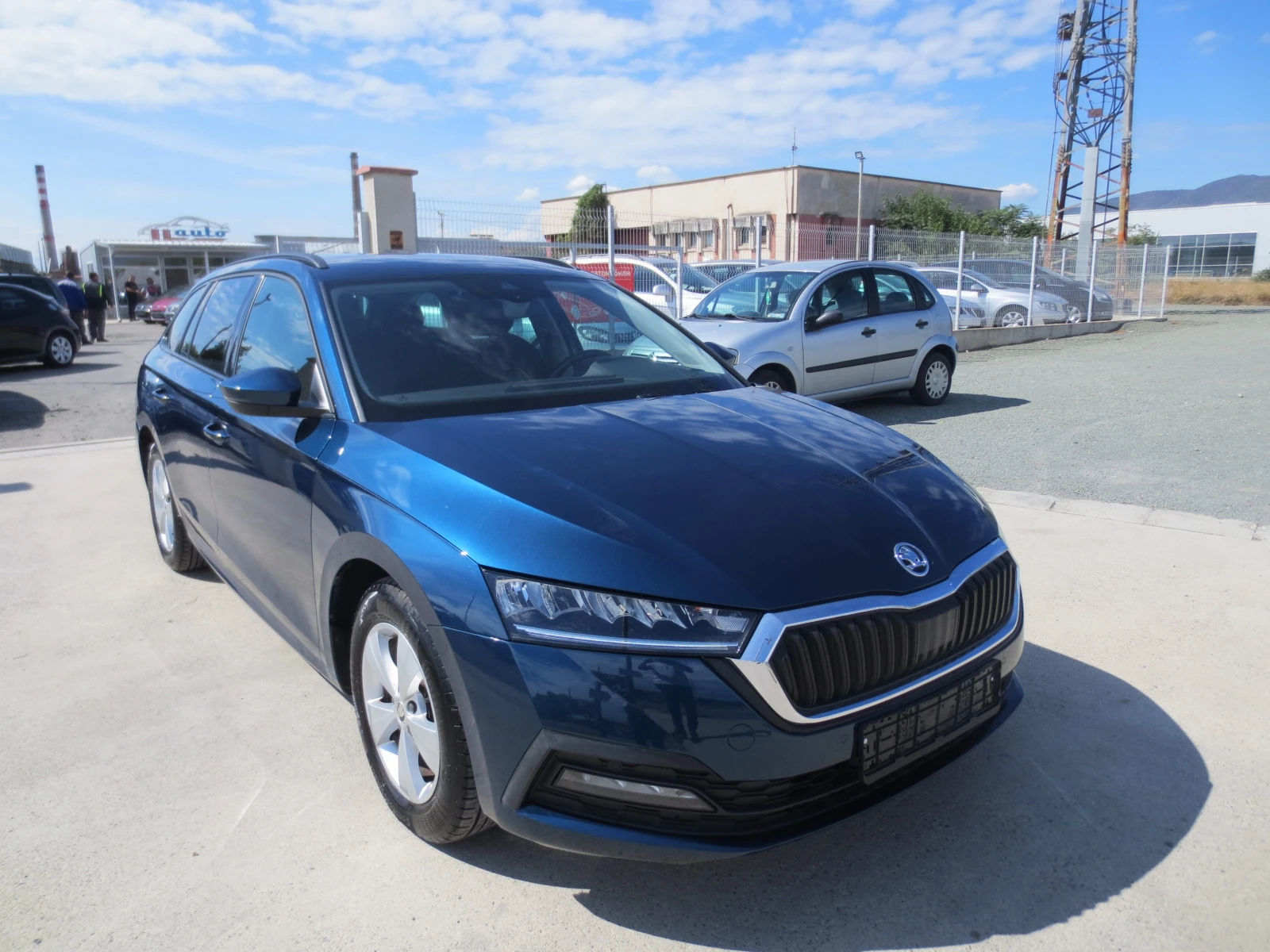 Skoda Octavia 1.5 G-TEC METAH - изображение 2