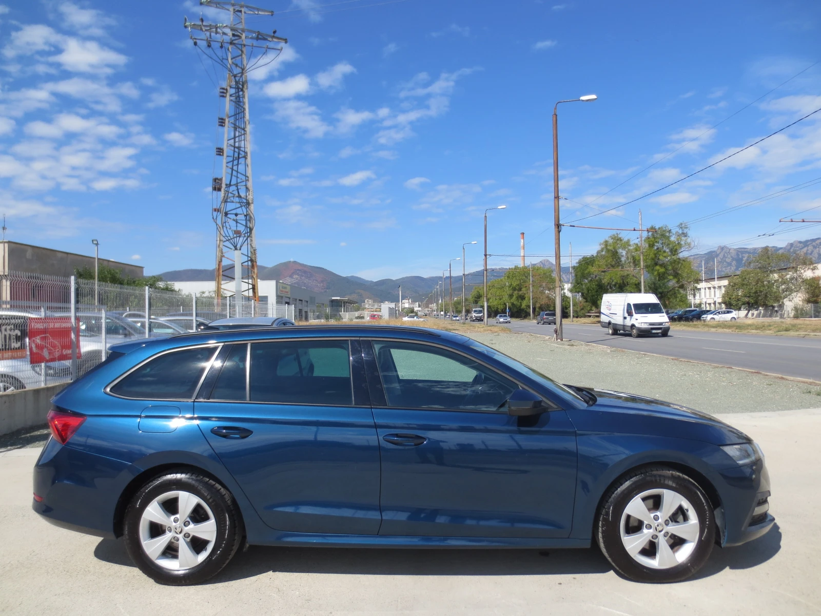 Skoda Octavia 1.5 G-TEC METAH - изображение 3