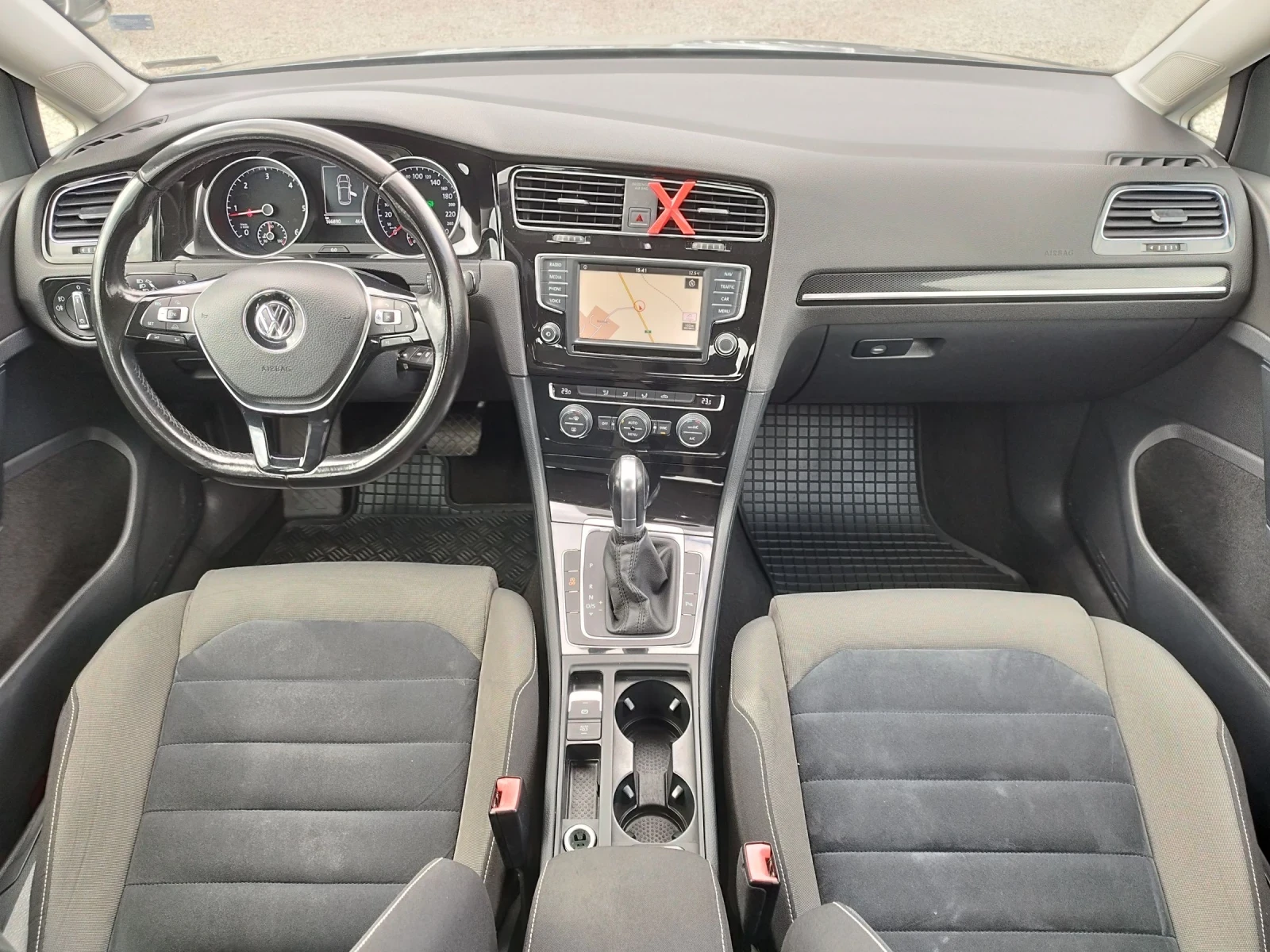 VW Golf 1.6TDI 110 HIGH LINE  | Mobile.bg   11